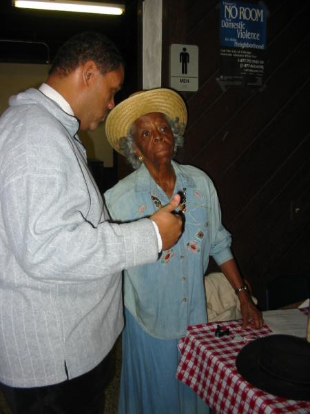 105-0535_img_r1.jpg